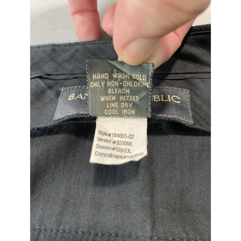 Banana Republic Vintage '02 Y2K Gavin Flat Front Wool Flannel Dress Pants. 35X32